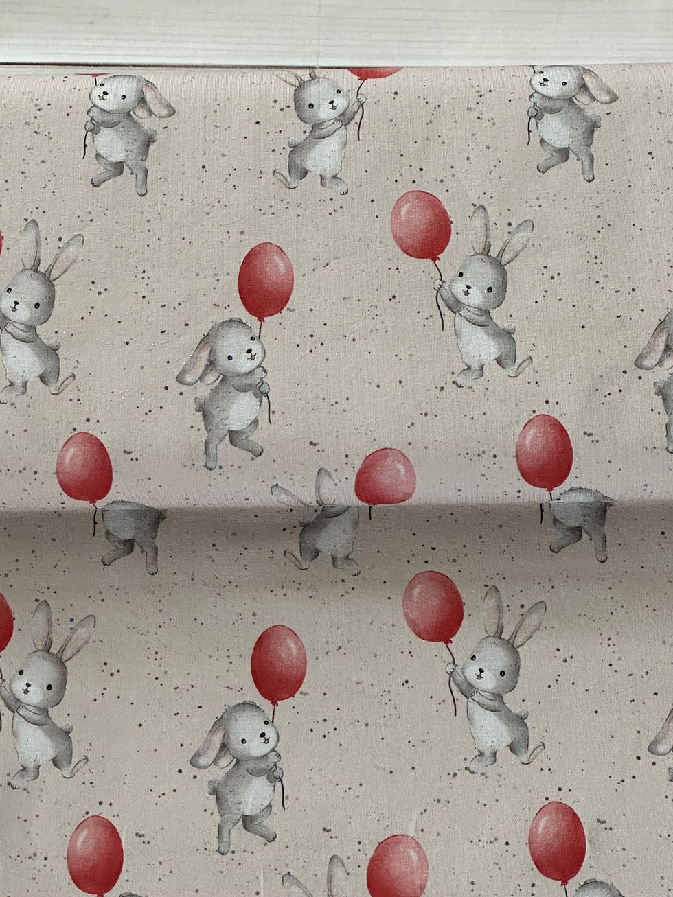 Baumwolljersey Hase mit Ballon - EP