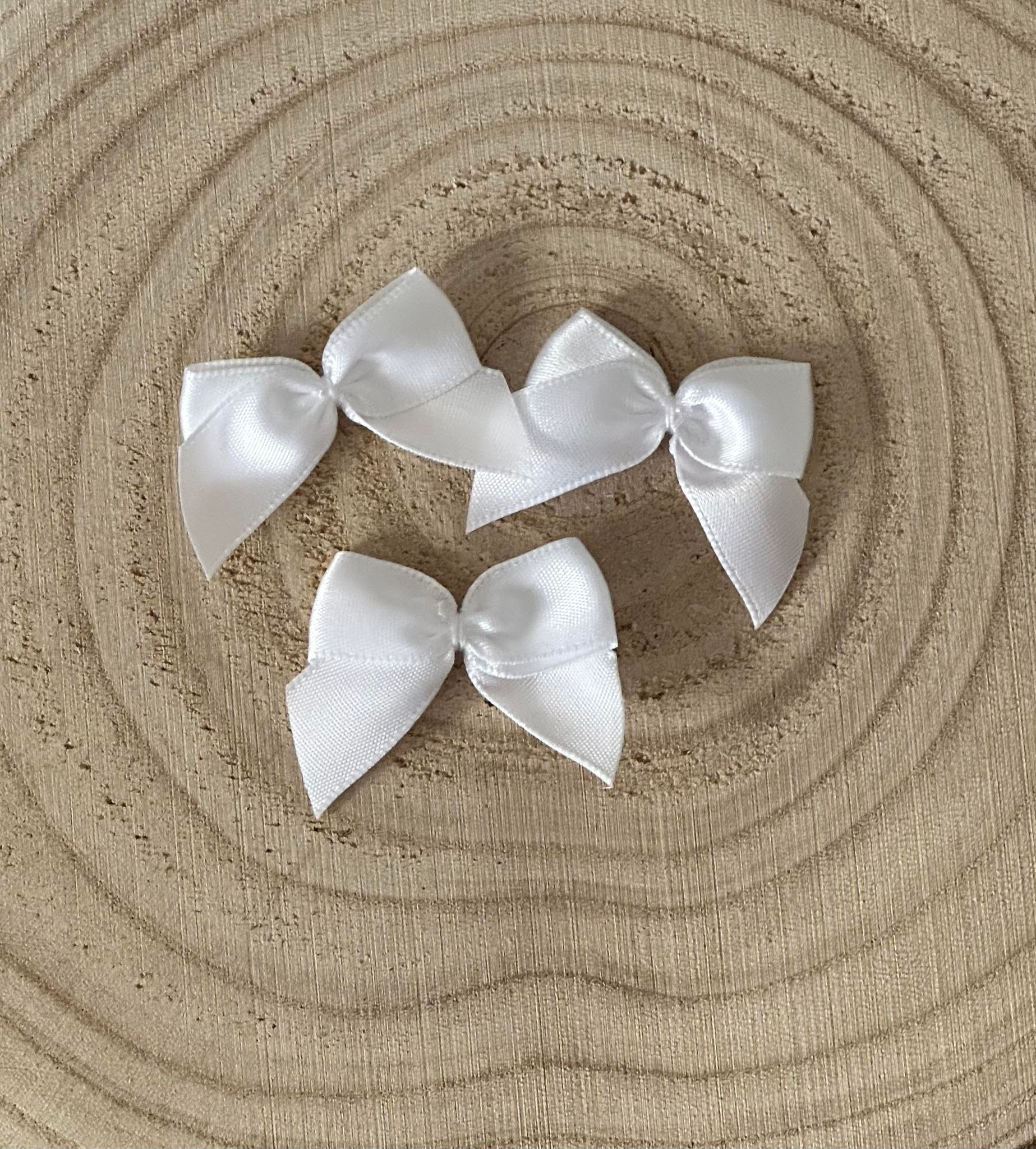 Satinschleife klein, 3 Stück pro Farbe - Auswahl 1