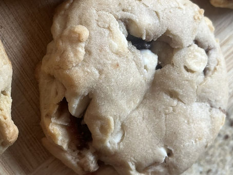 Strawberry Cheesecake Cookies