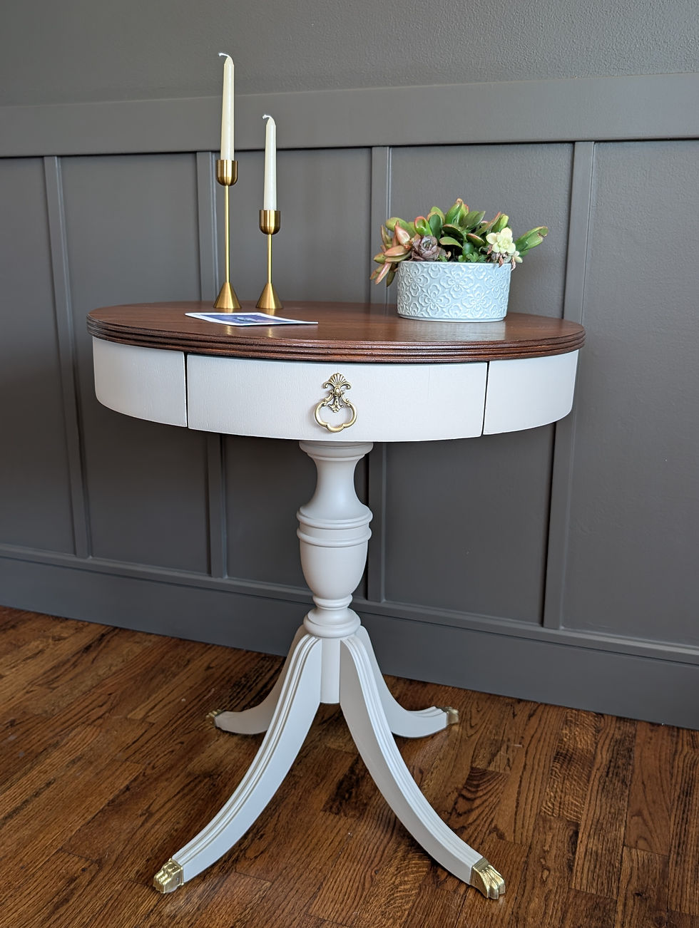 Duncan Phyfe-Style Drum Pedestal Table