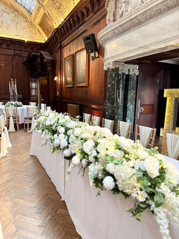 Top table dressing at thornton manor