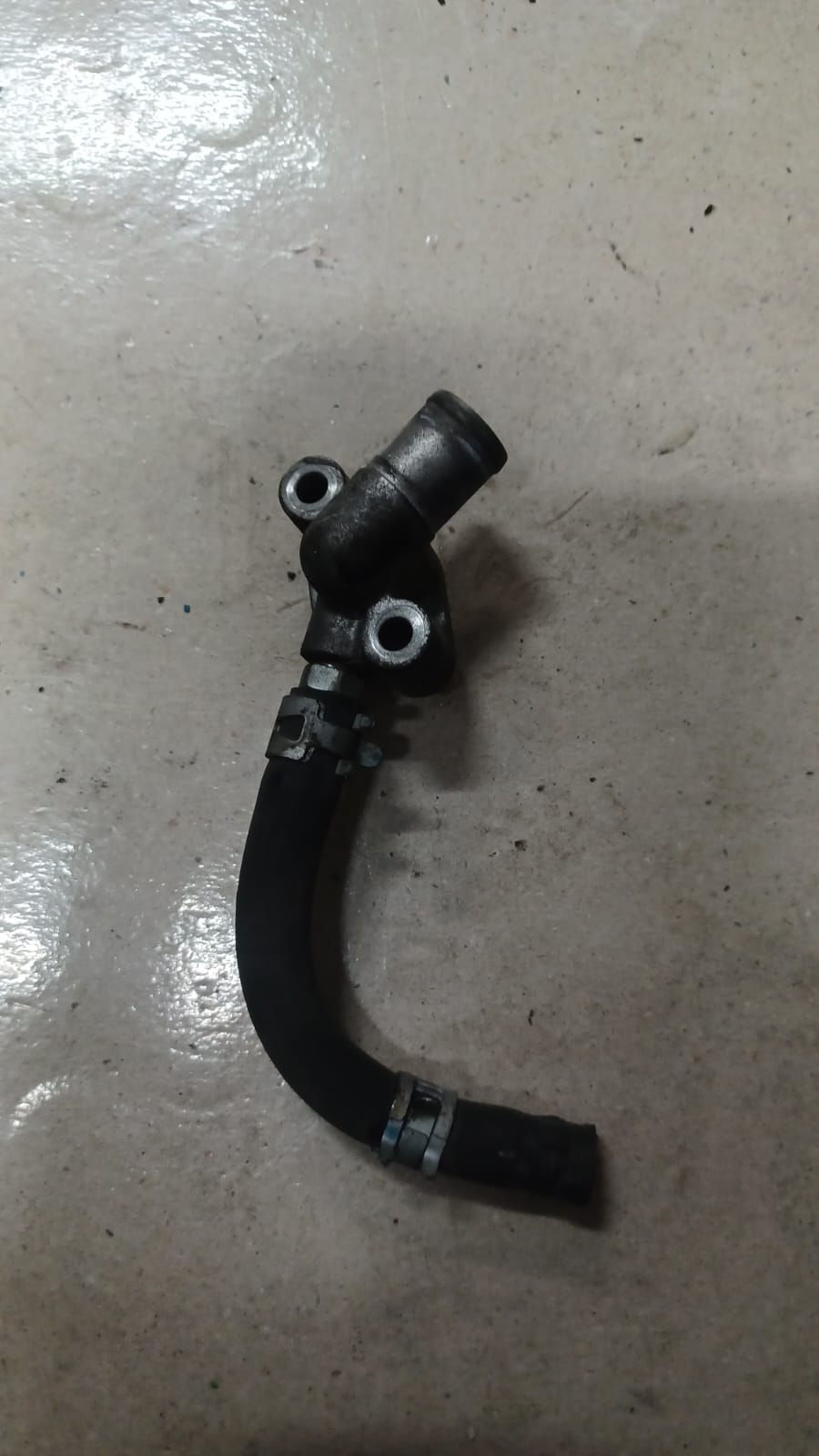 RACCORDO ACQUA SU TESTATA USATO SUZUKI BURGMAN 400 06 - 14