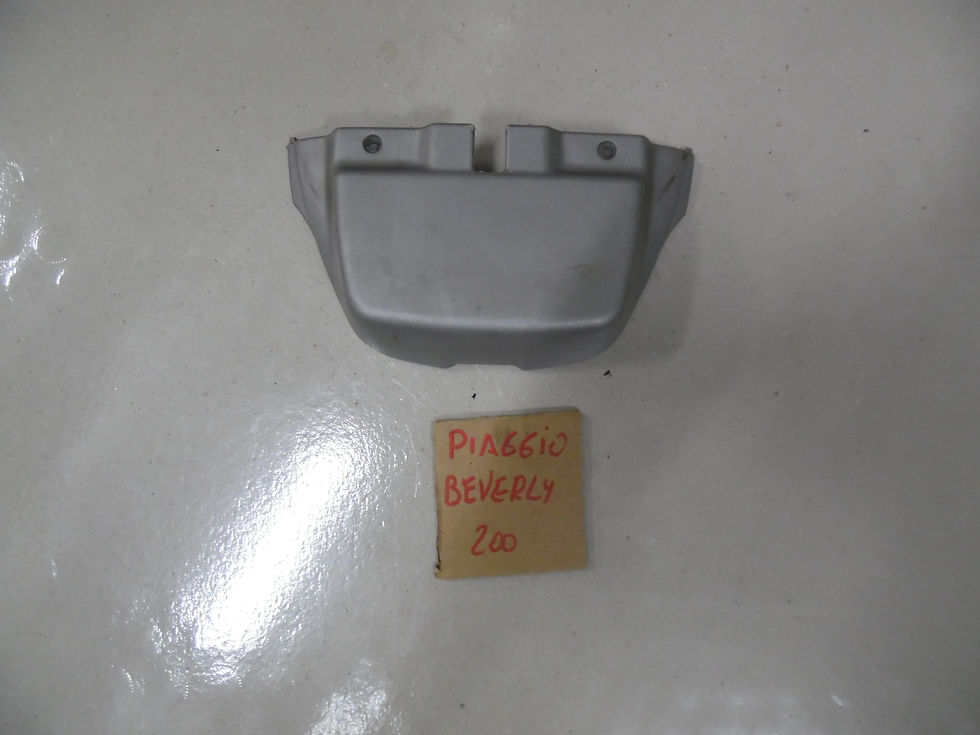 PLASTICA COPERCHIO BATTERIA USATO PIAGGIO BEVERLY 200 500