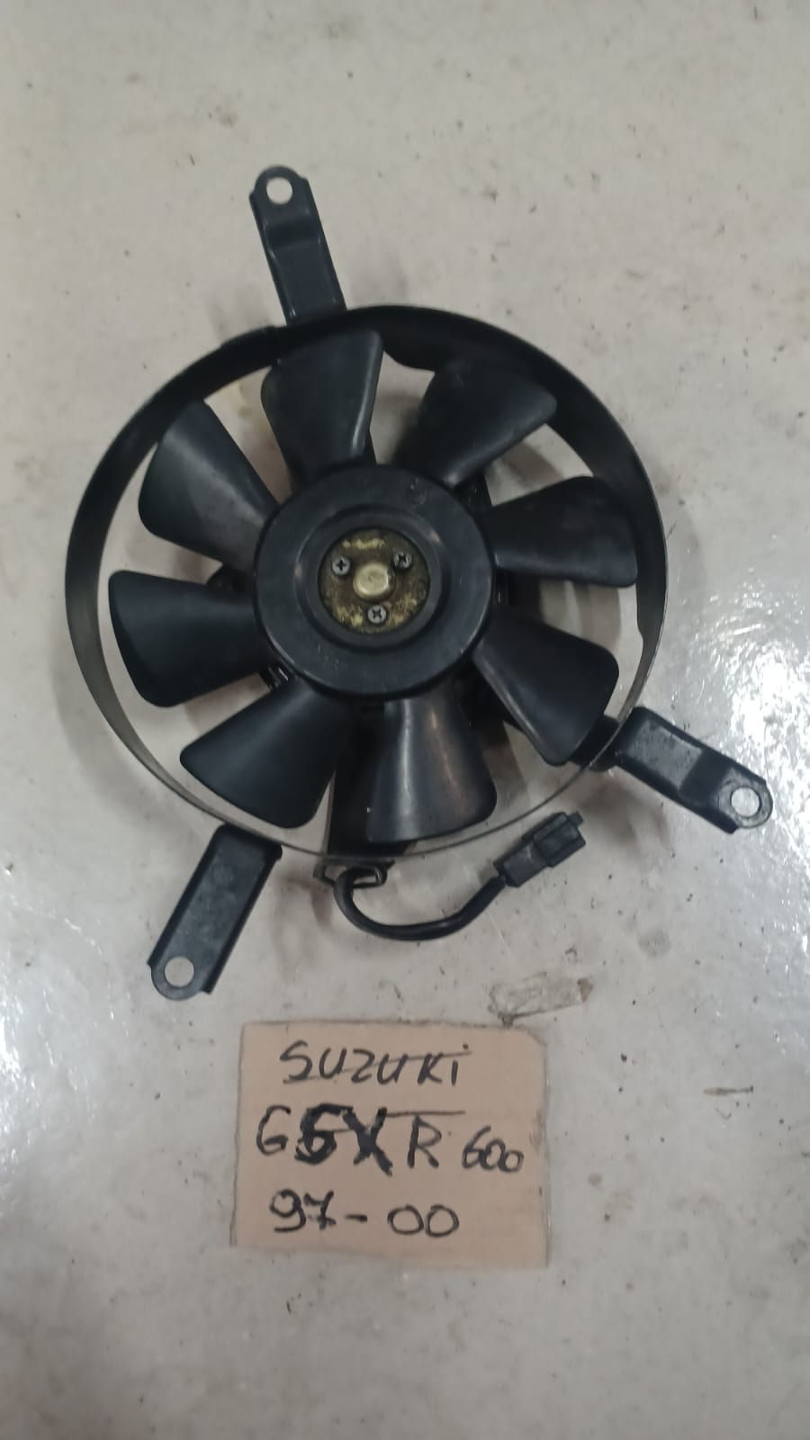 VENTOLA RADIATORE USATA SUZUKI GSXR 600 97 00