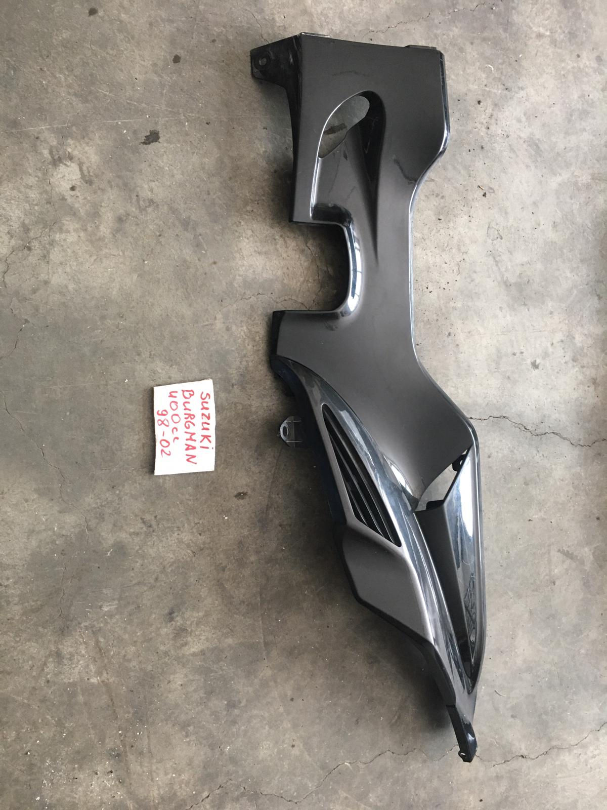 FIANCHETTI LATERALI SOTTO PEDANA NERO SUZUKI BURGMAN 400 1998 - 2002