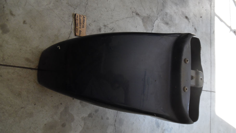 Miniatura: PARAFANGO ANTERIORE BLU APRILIA SCARABEO 125 150 200 99 04