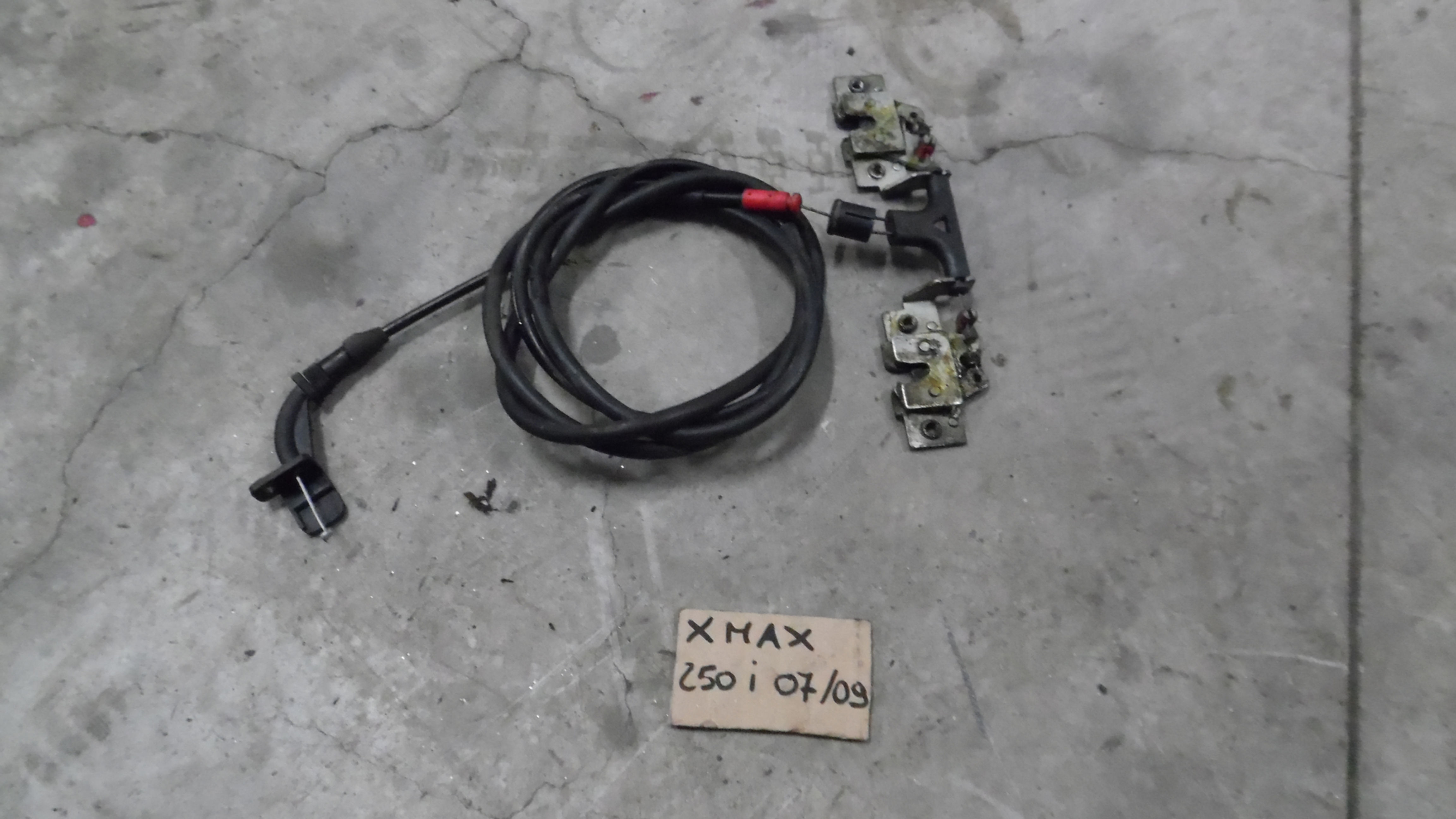 CAVO APERTURA SELLA USATO YAMAHA X MAX 125 - 250 2005 - 2009