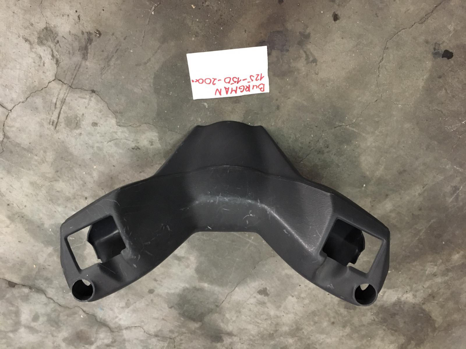 COPPIA PLASTICHE MANUBRIO USATE SUZUKI BURGMAN 125 150 200