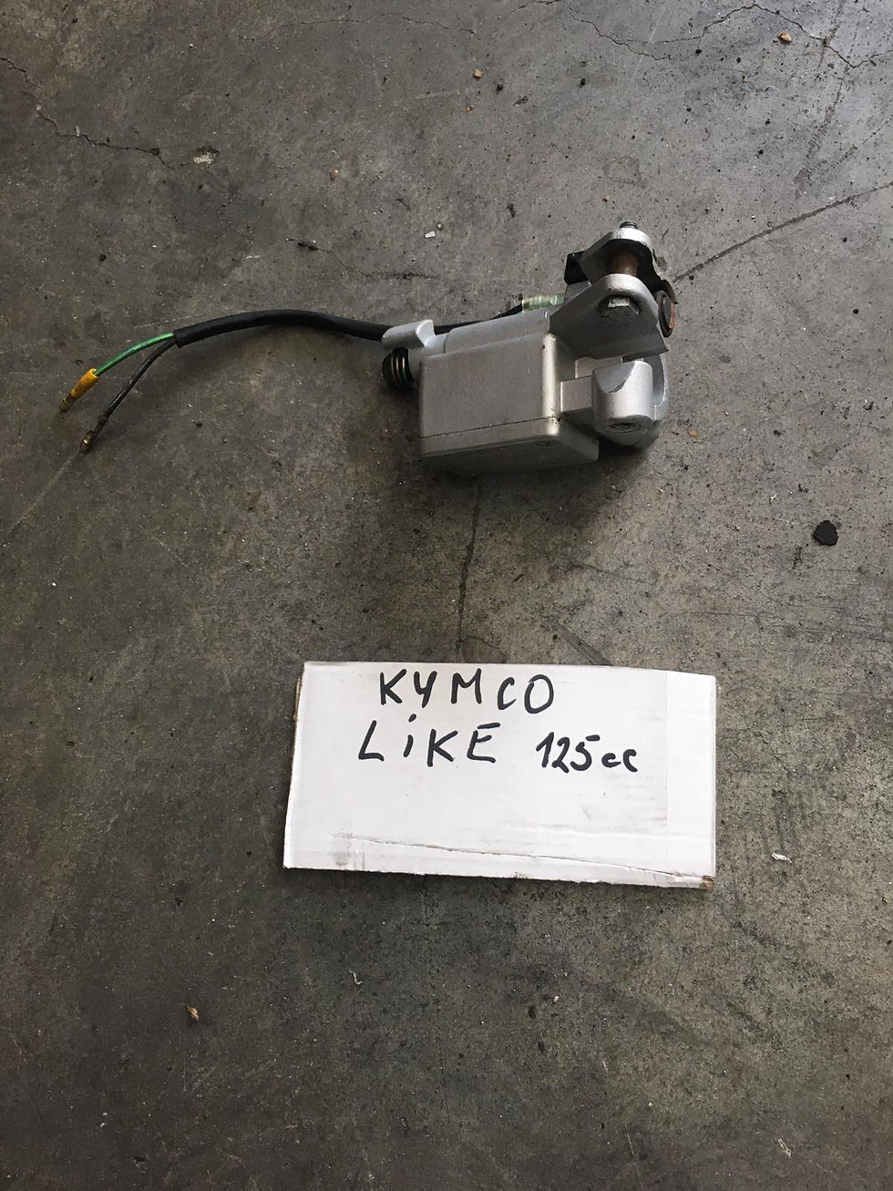 Miniatura: POMPA FRENO ANTERIORE DX USATA KYMCO LIKE  50-125-200