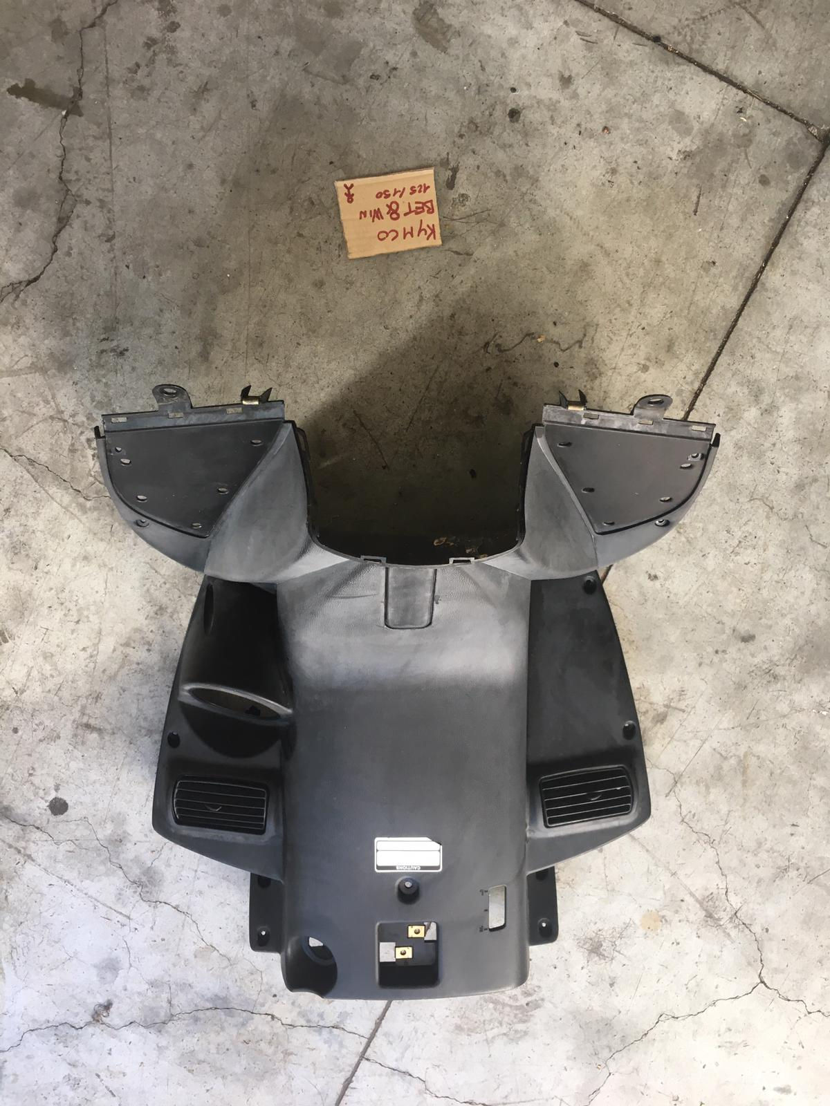PLASTICA RETROSCUDO USATO KYMCO BET & WIN 125 150