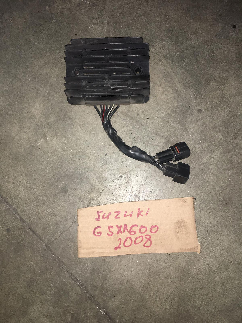 REGOLATORE DI TENSIONE USATO SUZUKI GSX-R 600 K8