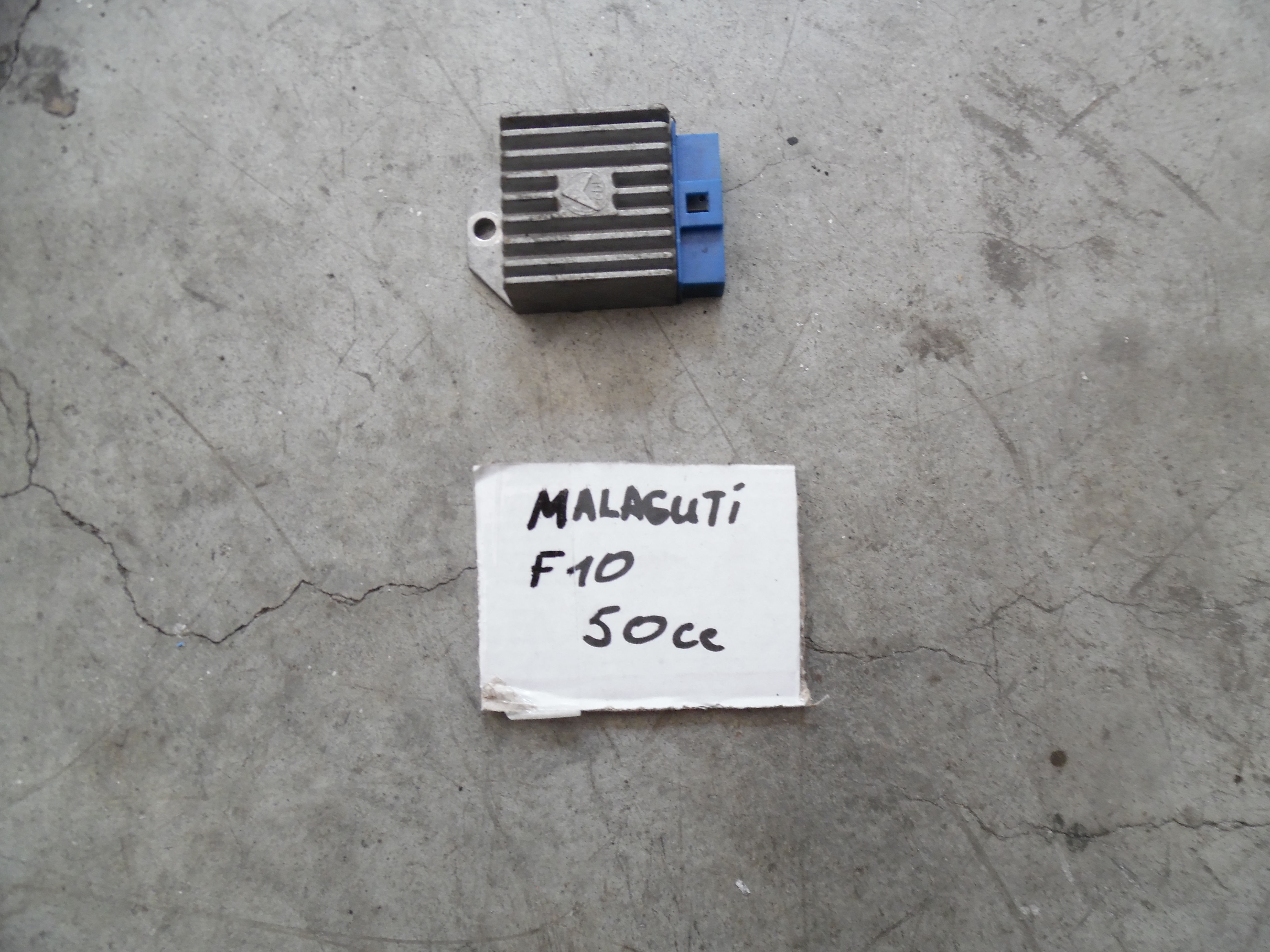 REGOLATORE DI TENSIONE USATO MALAGUTI F10 50