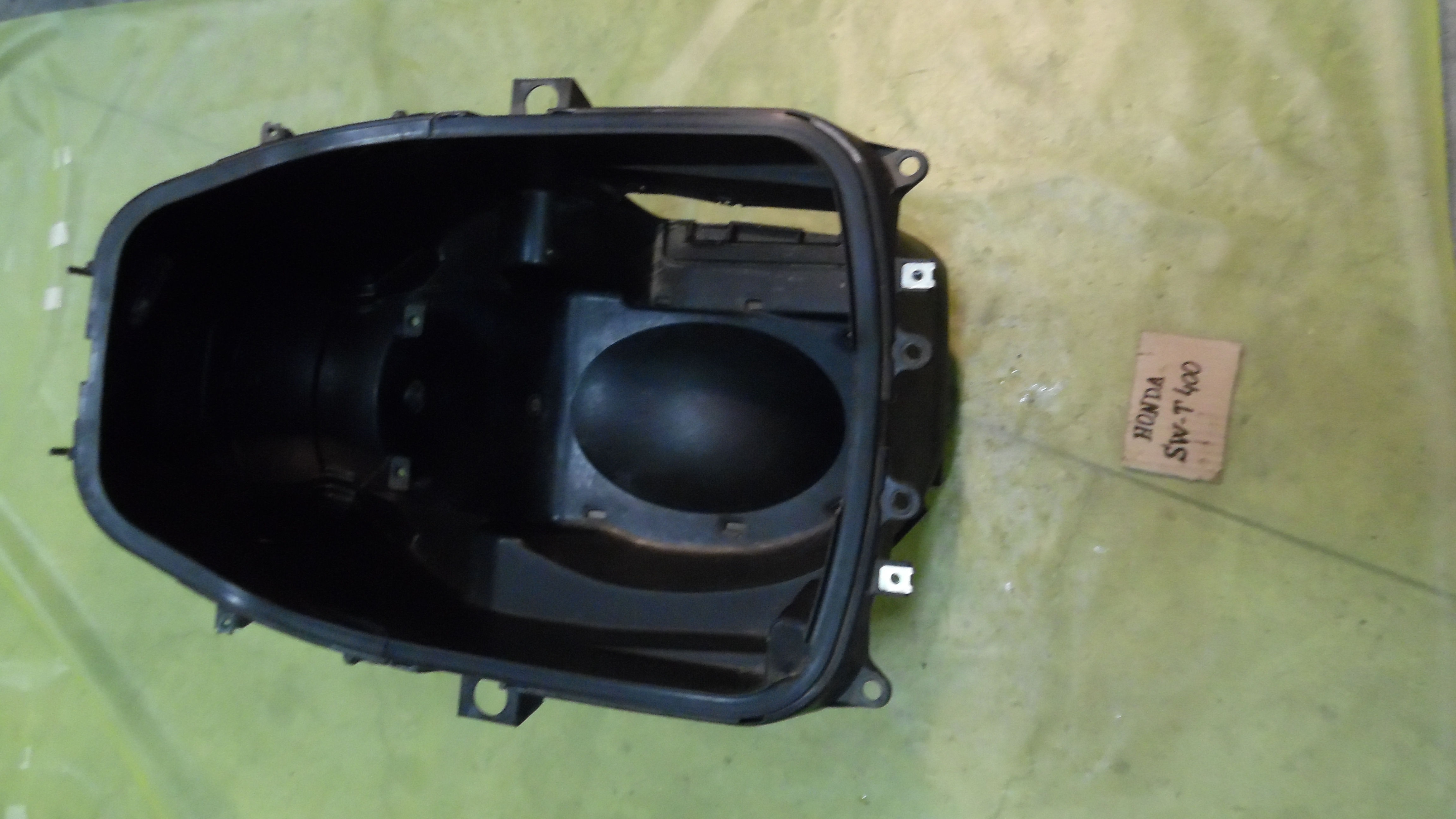 PLASTICA VANO SOTTO SELLA USATO HONDA SWT 400 2010