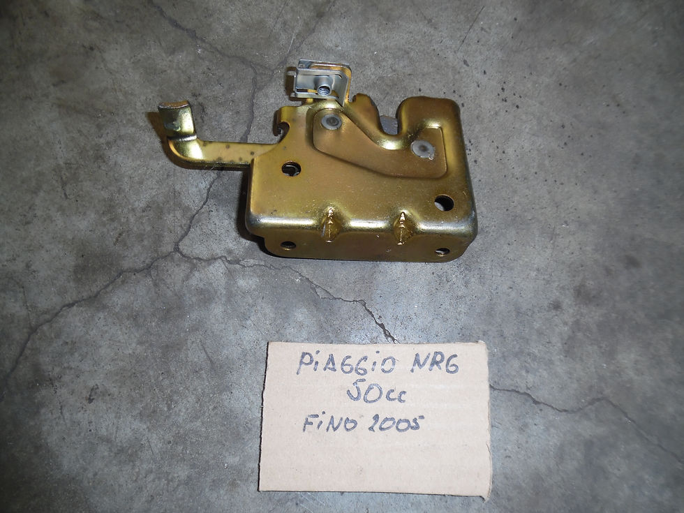 Miniatura: AGGANCIO SELLA USATO PIAGGIO NRG 50 MC2 MC3 FINO 05
