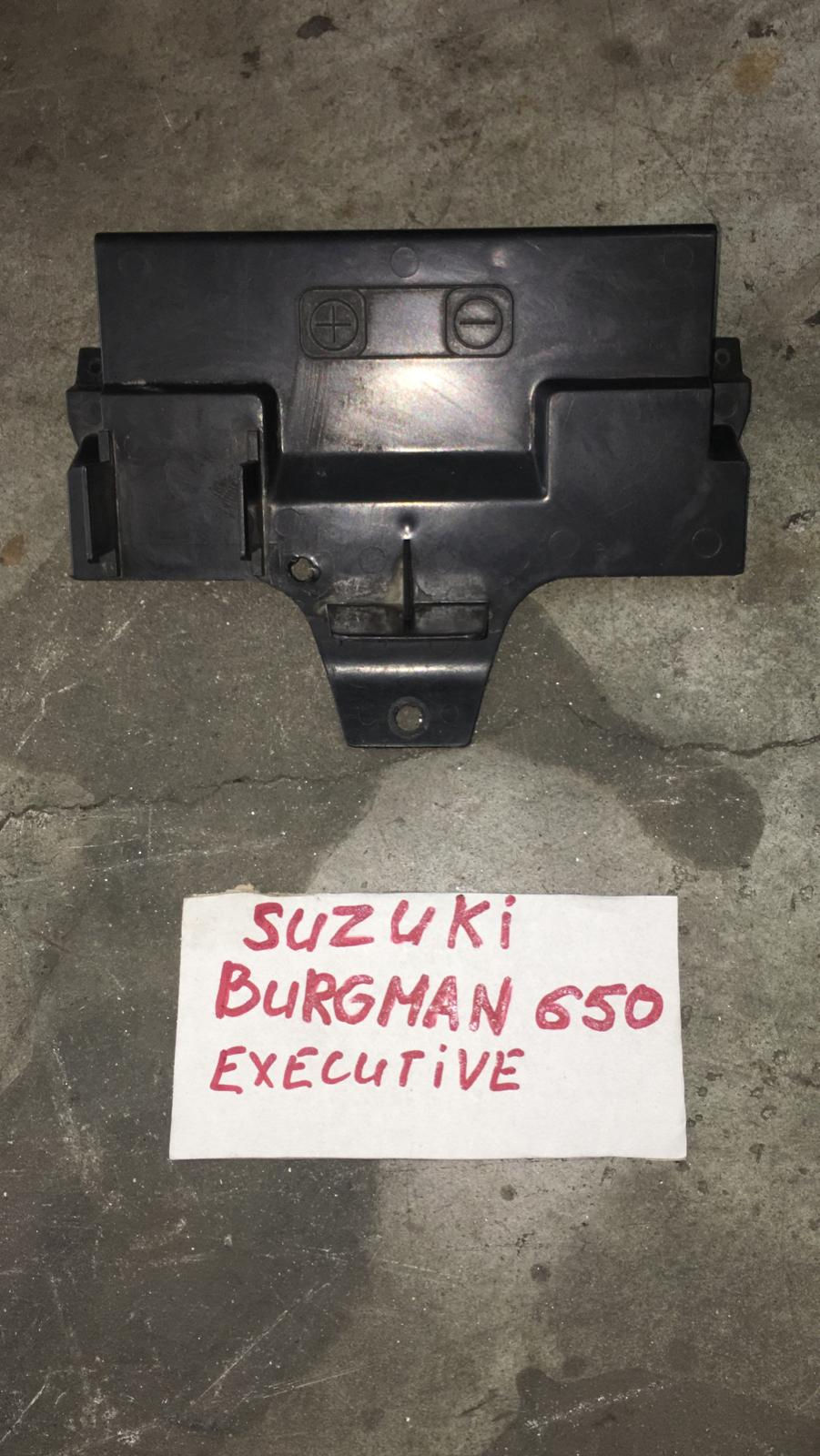 SPORTELLO COPRI BATTERIA USATO SUZUKI BURGMAN 650 FINO 2013