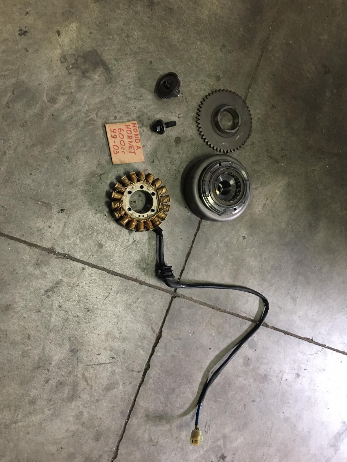 STATORE VOLANO E RUOTA LIBERA USATI HONDA HORNET 600