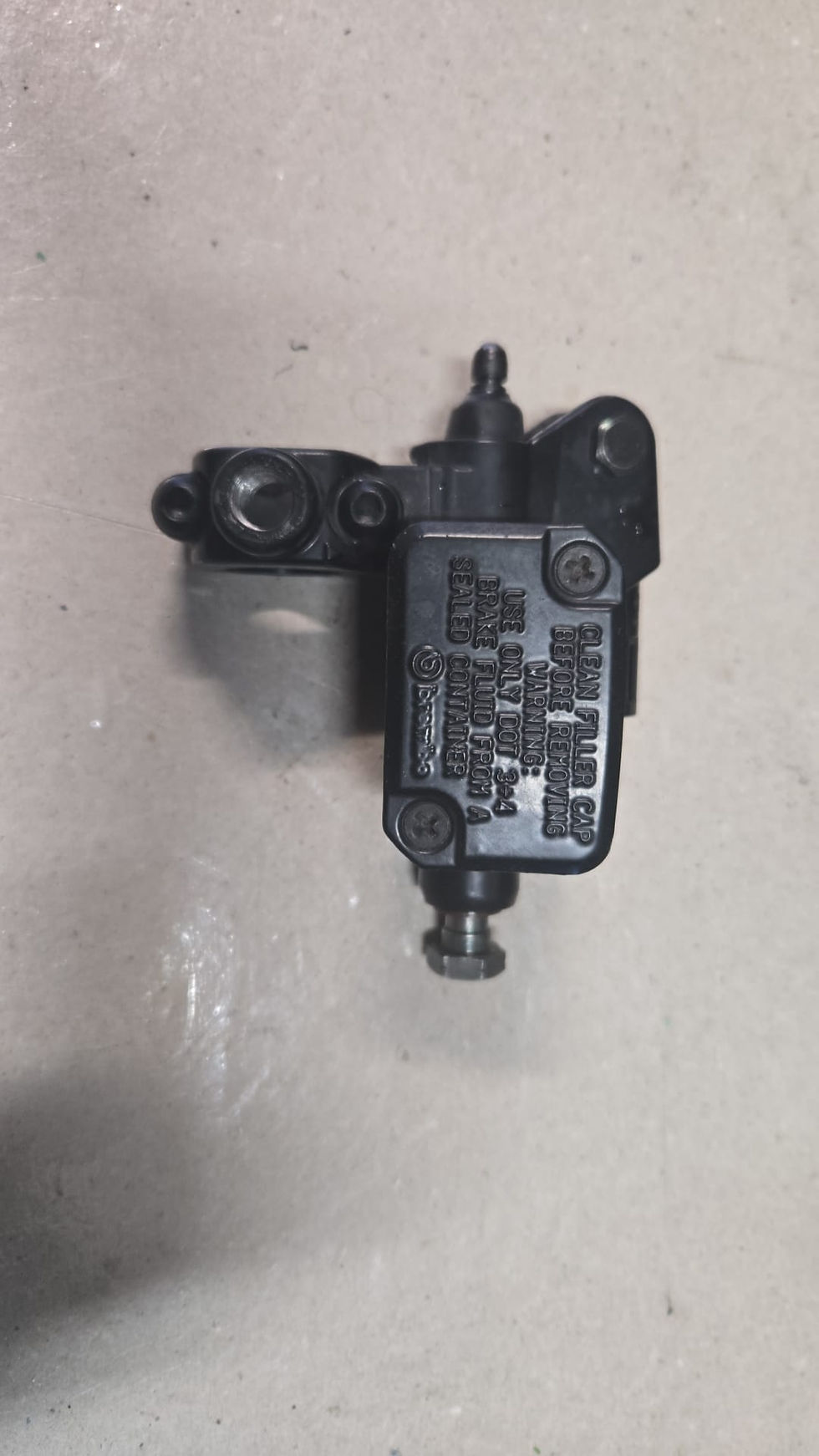 POMPA FRENO POSTERIORE LATO SINISTRO GILERA NEXUS 500