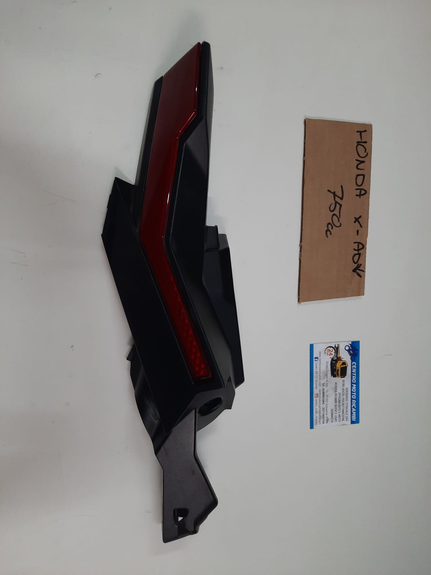 CARENA POSTERIORE DESTRA FANALE HONDA X ADV 750 2017