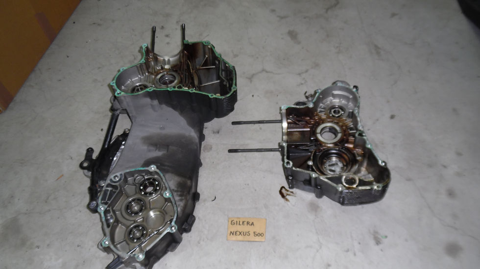 Miniatura: COPPIA CARTER MOTORE USATI PIAGGIO X9 500+ ALTRI MODELLI
