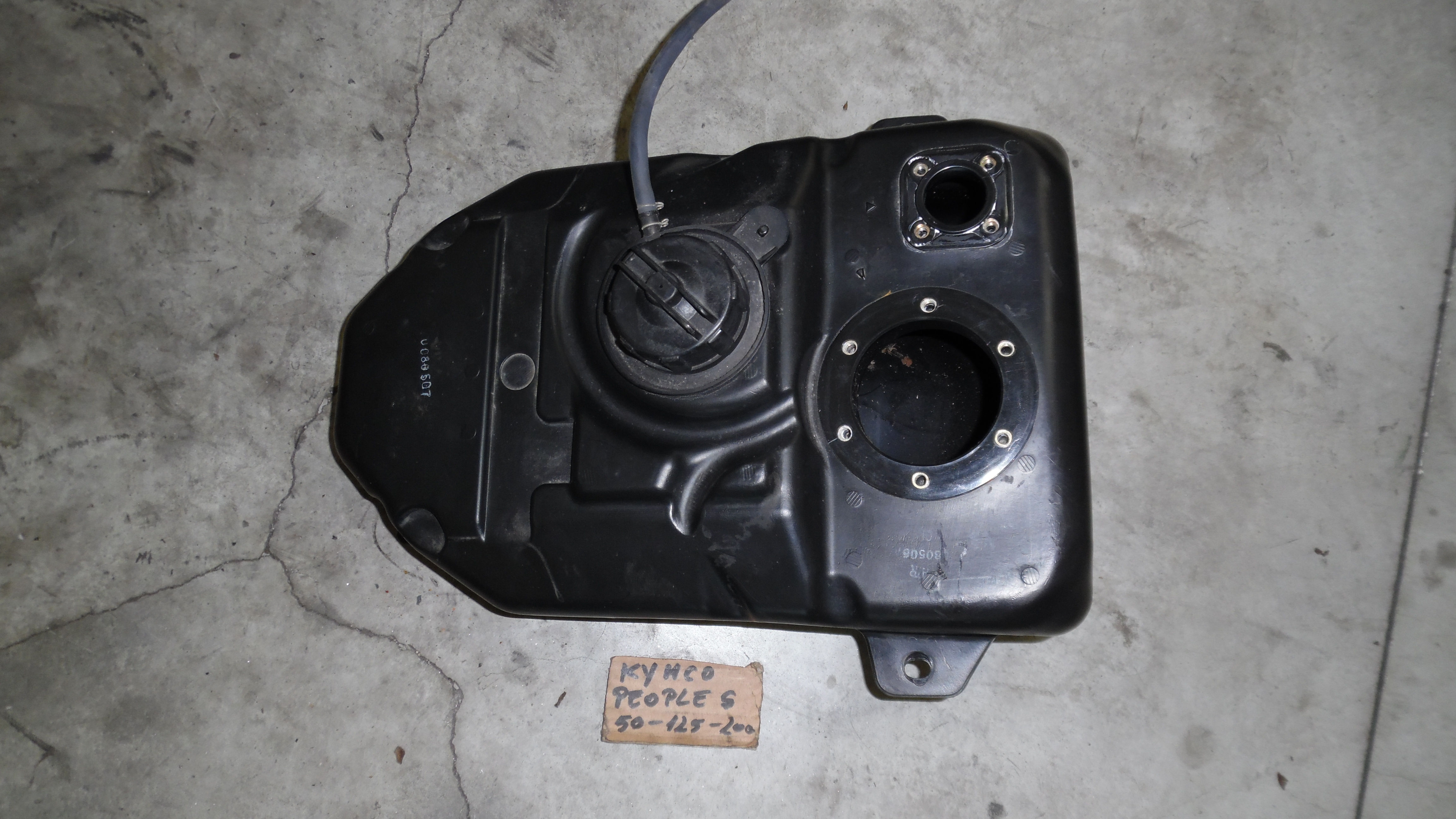 SERBATOIO BENZINA USATO KYMCO PEOPLE S 125 - 200 i