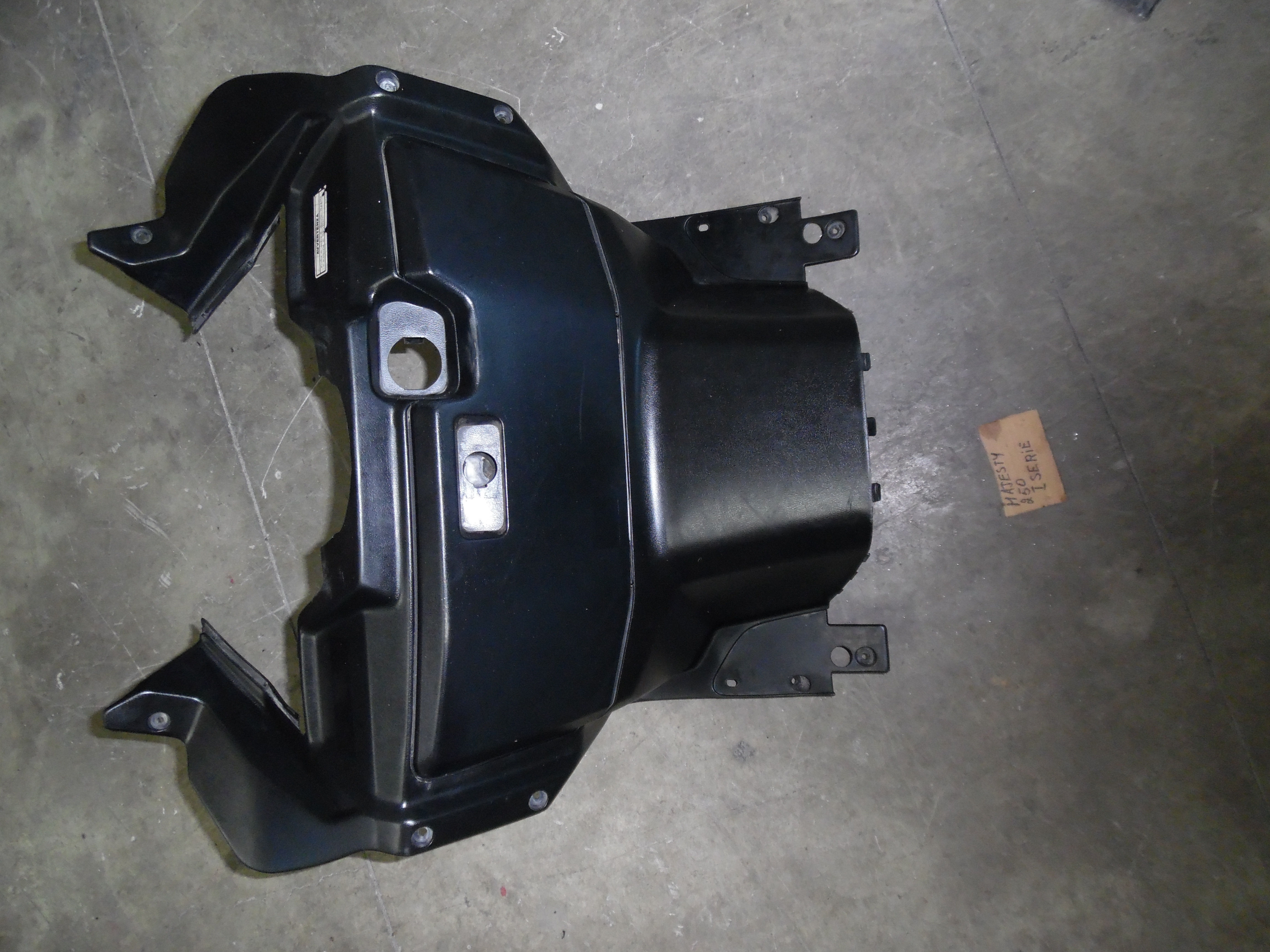 PLASTICA RETRO SCUDO USATA YAMAHA MAJESTY 250 1° SERIE 96-00