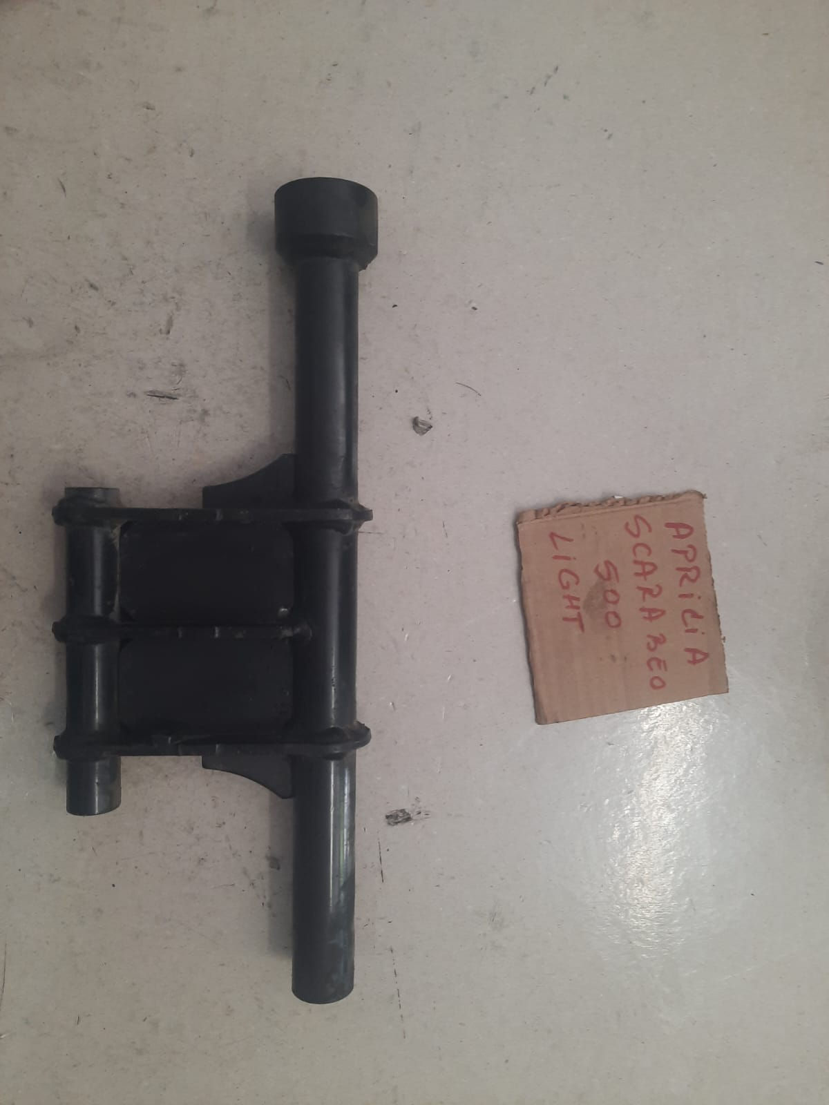 BRACCIO OSCILLANTE MOTORE USATO APRILIA SCARABEO 500 LIGHT