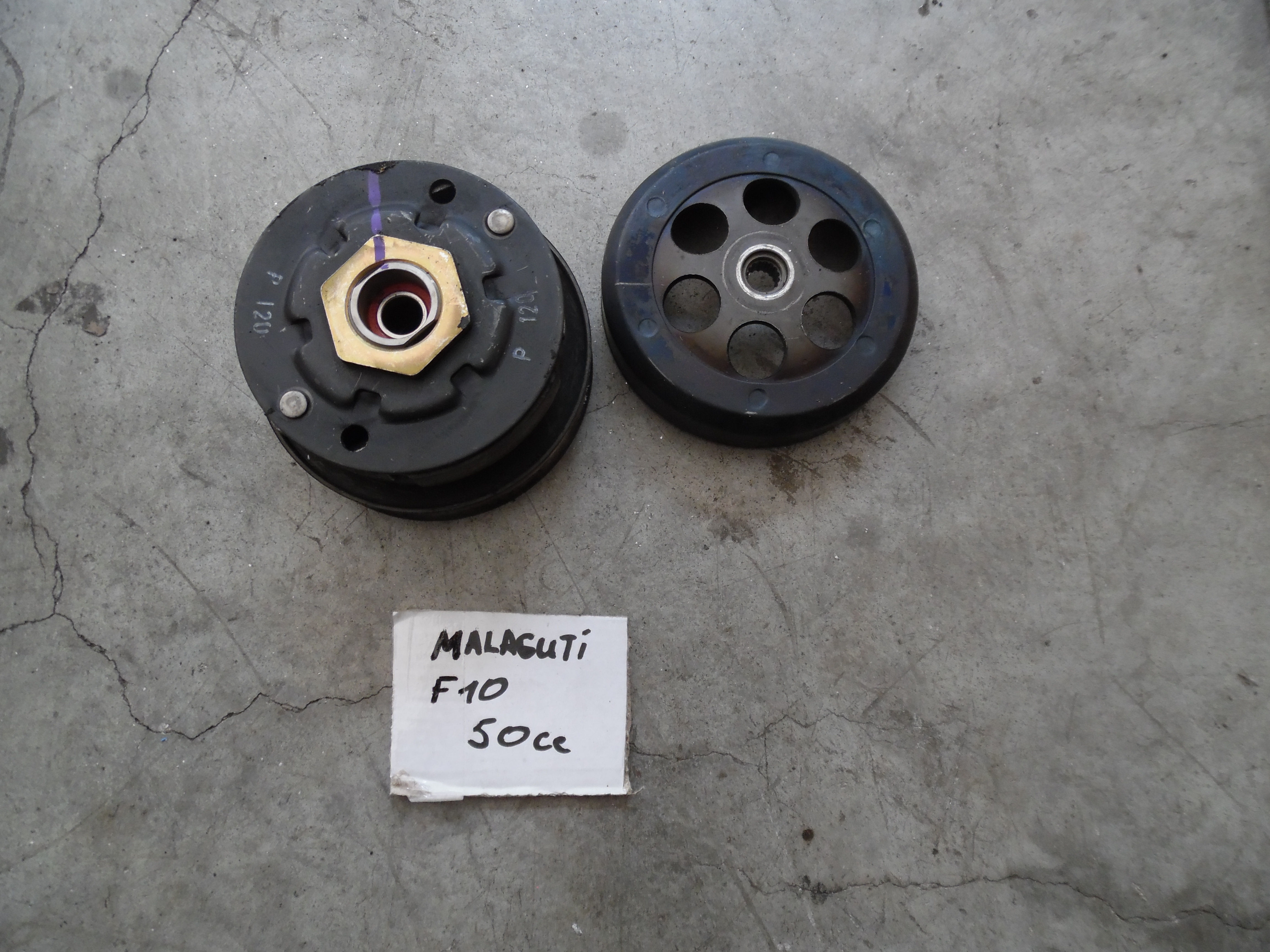 Gruppo campana-frizione-pulegge usate malaguti f10 50cc