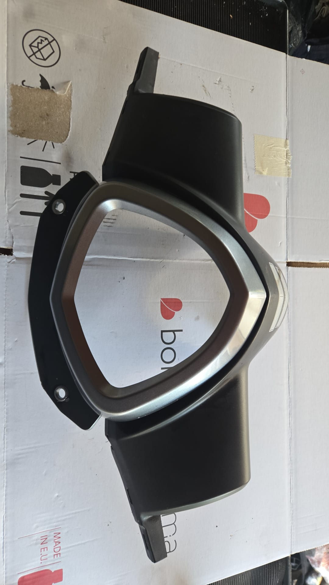 PLASTICA MANUBRIO PORTA STRUMENTO USATA KYMCO AGILITY R16 PLUS