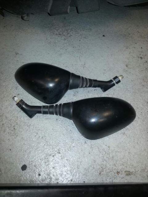 Coppia specchietti usati Yamaha Majesty 250 2° serie