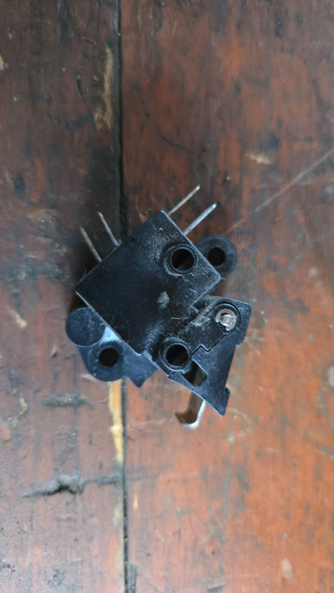 INTERRUTTORE STOP - AVVIAMENTO LATO SX HONDA PHANTEON 125 150 2T