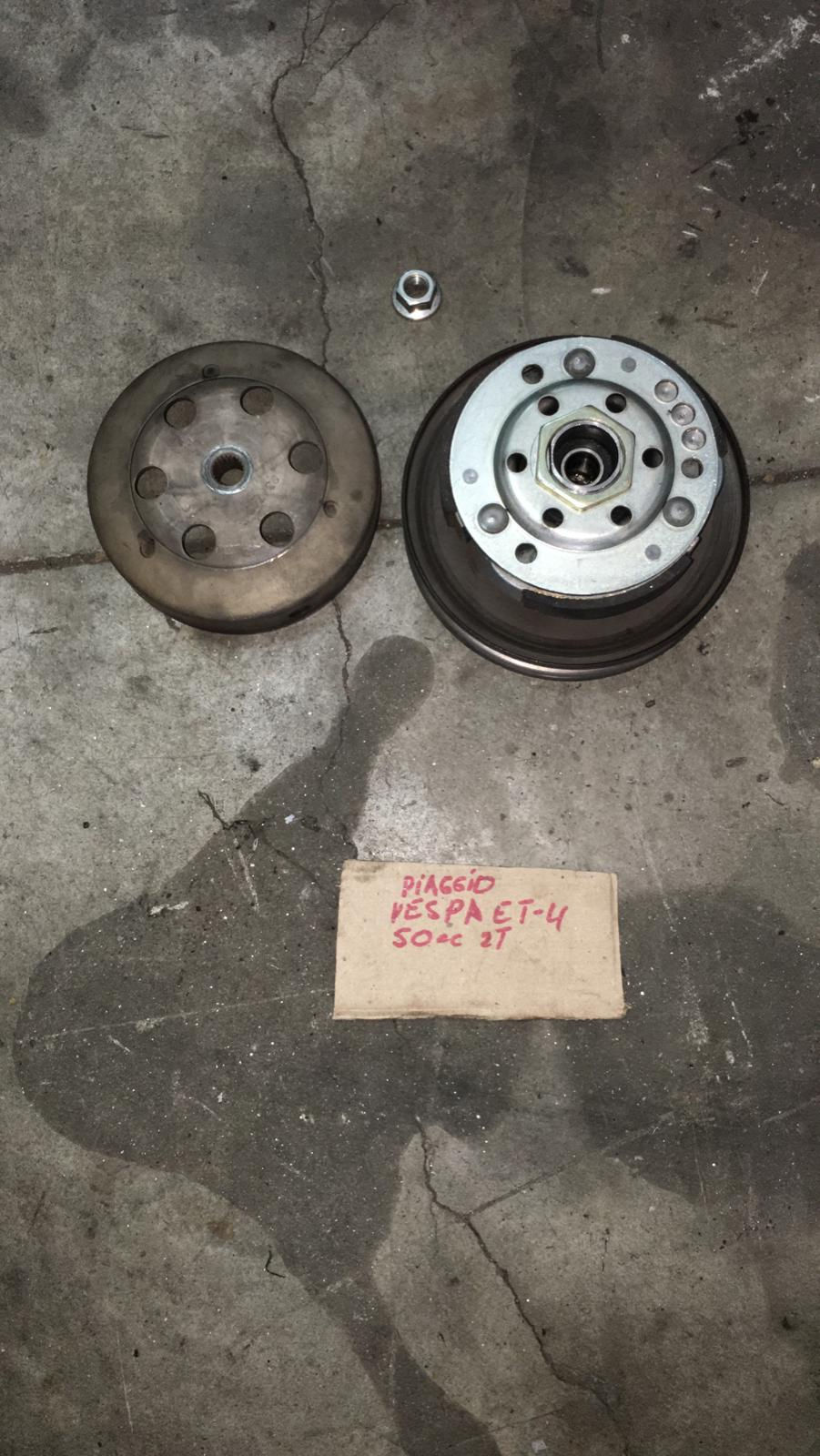 GRUPPO CAMPANA FRIZIONE PULEGGE VESPA ET2 50cc