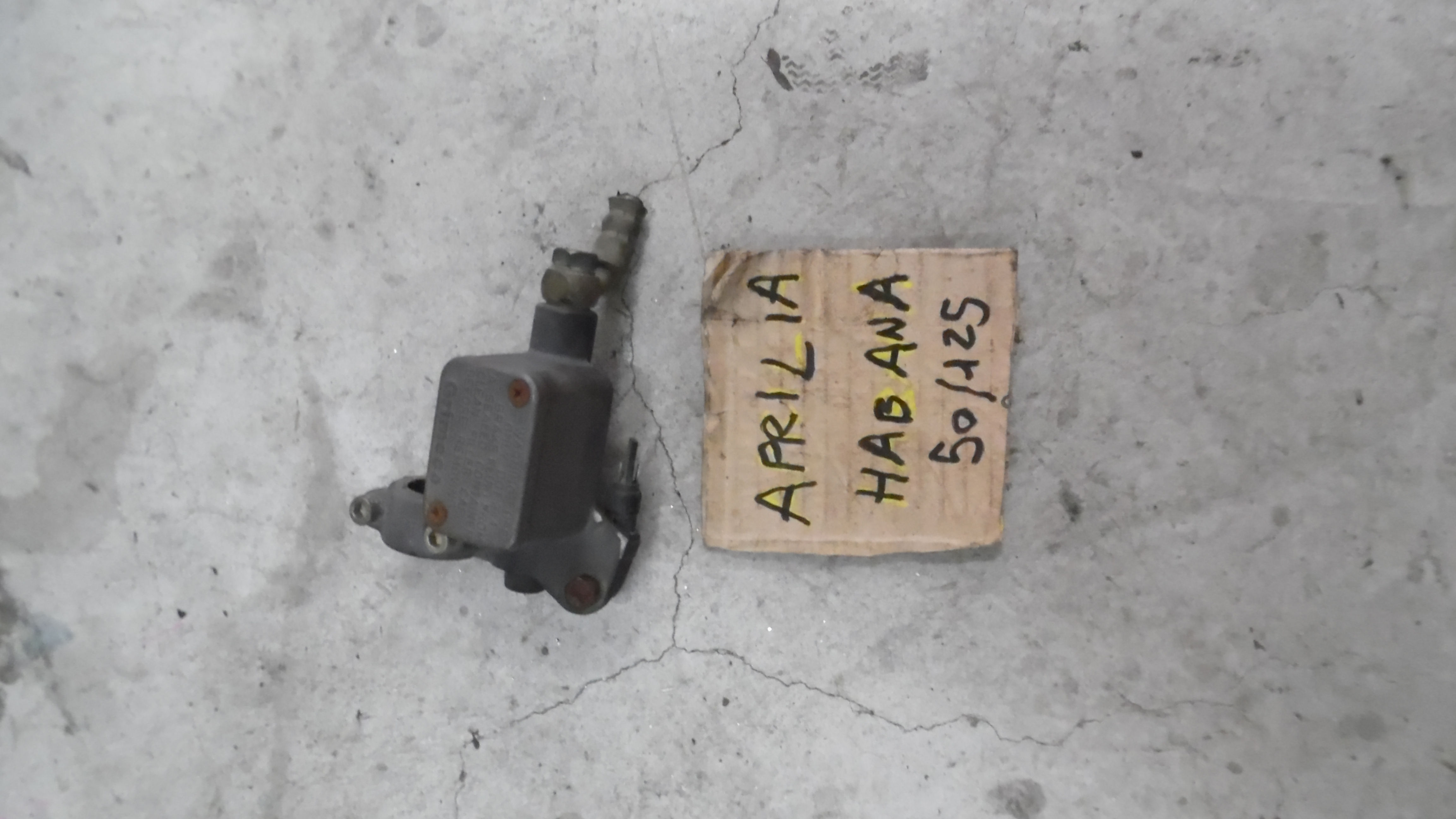 POMPA FRENO ANTERIORE USATA APRILIA HABANA 50 125