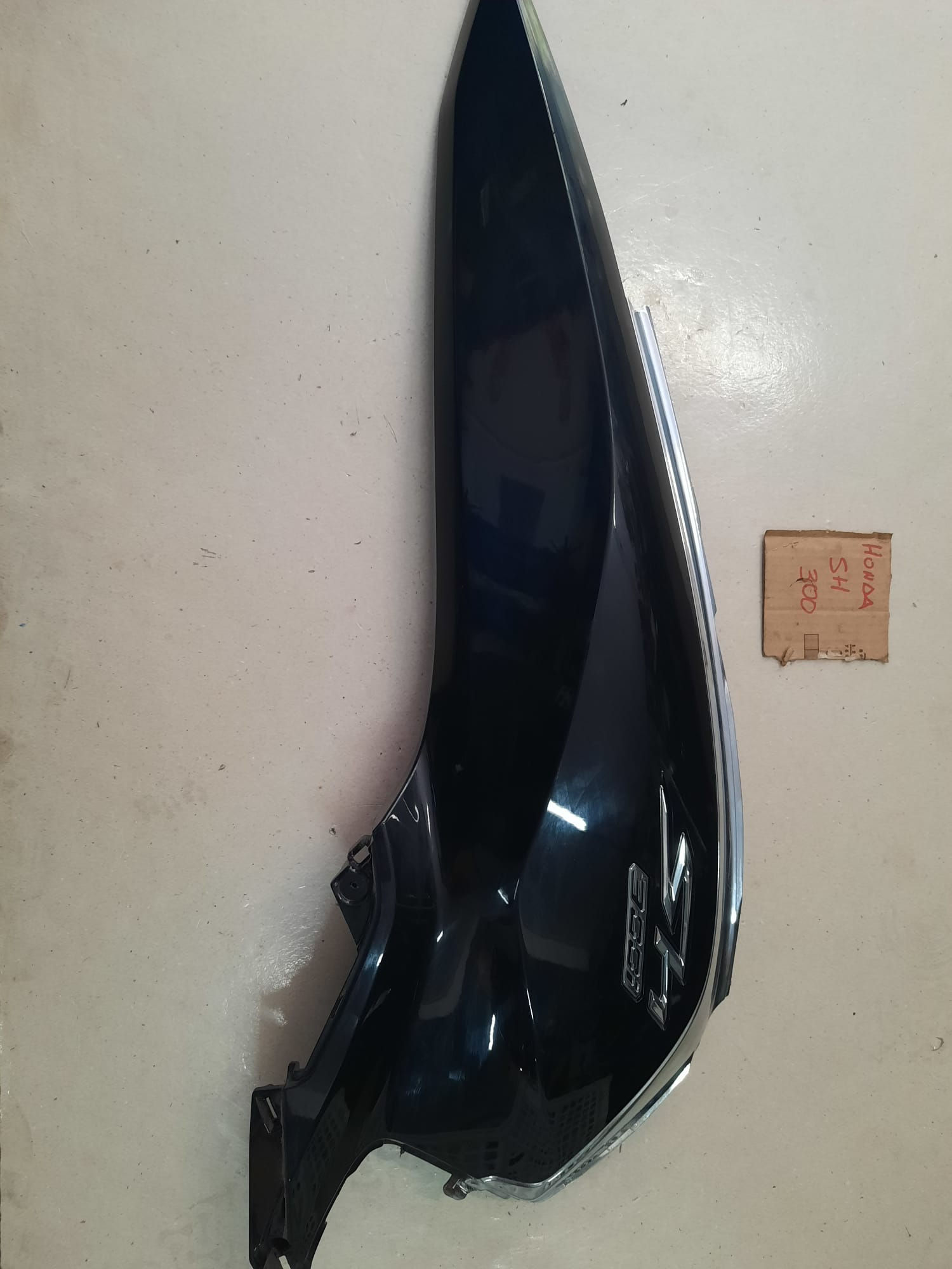 CARENA POSTERIORE DX USATA HONDA SH 300 I 15 17