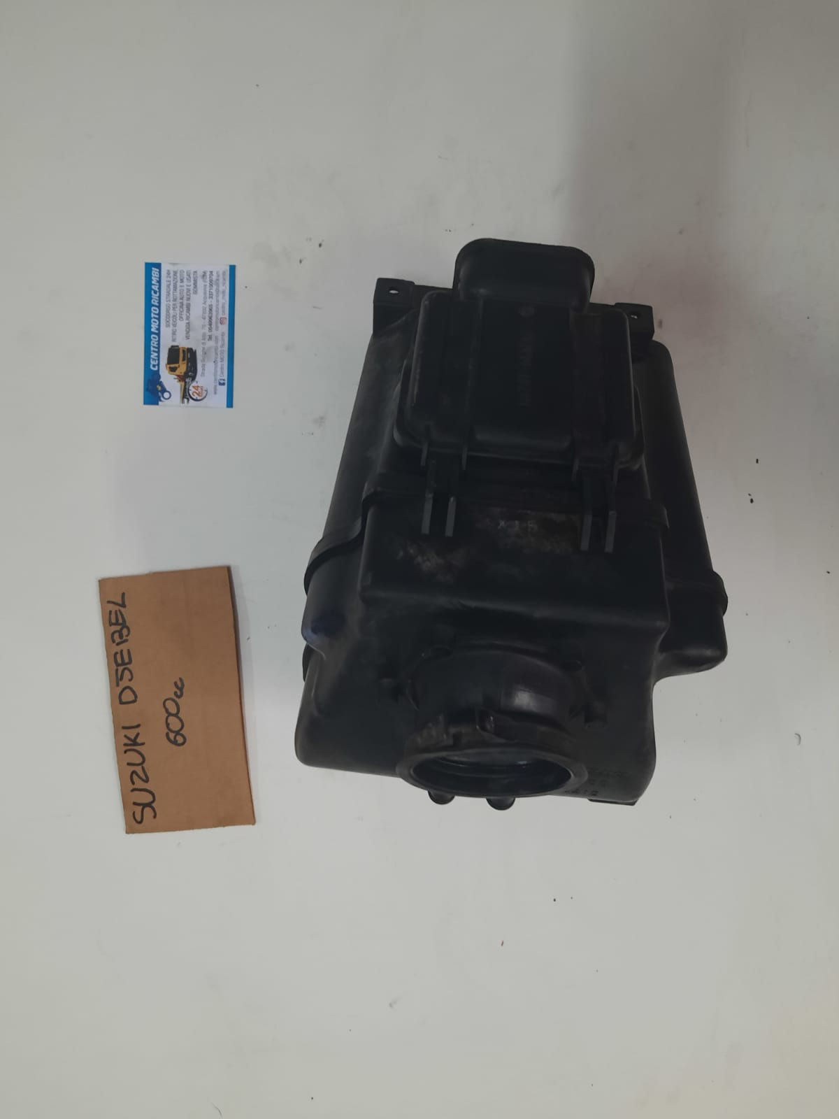 SCATOLA FILTRO ARIA MOTORE USATA SUZUKI DJEBEL 600cc