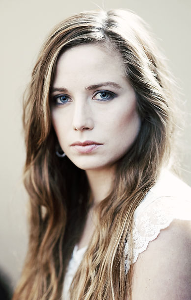 Juliana Ferreira professional make up artist wig, hairstylist London UK