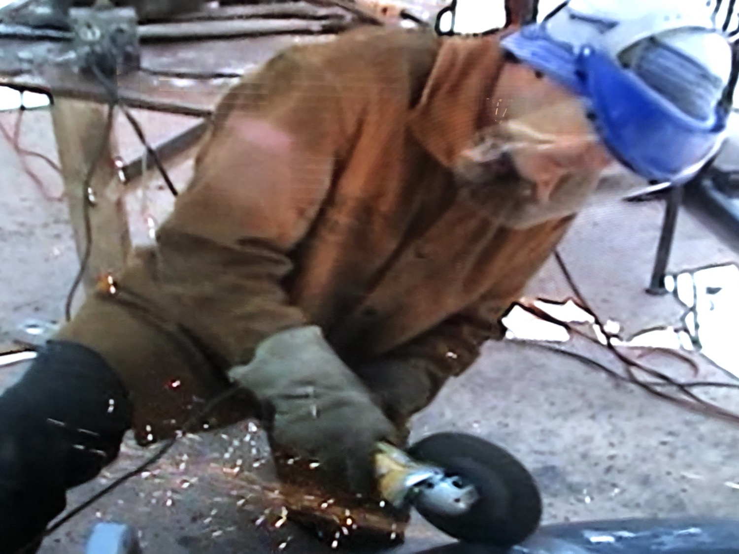 Writer: mikes Portable welding LA license a
