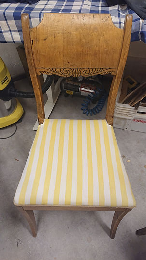 Early 20th, birch chair. Entisöinti, verhoilupalvelu