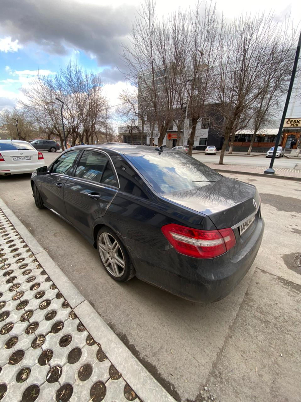 Thumbnail: Mercedes E w212