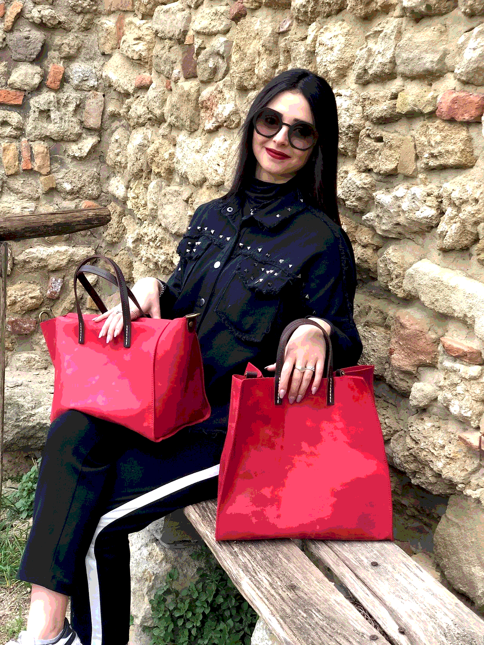 Thumbnail: CARMEN (кожа растительного дубления)