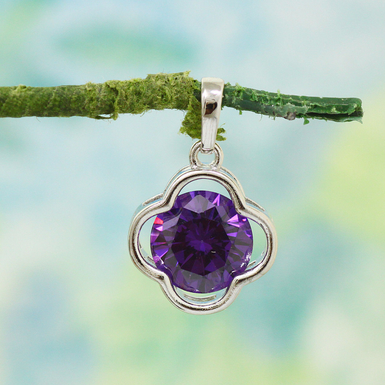 Кулон N151000110