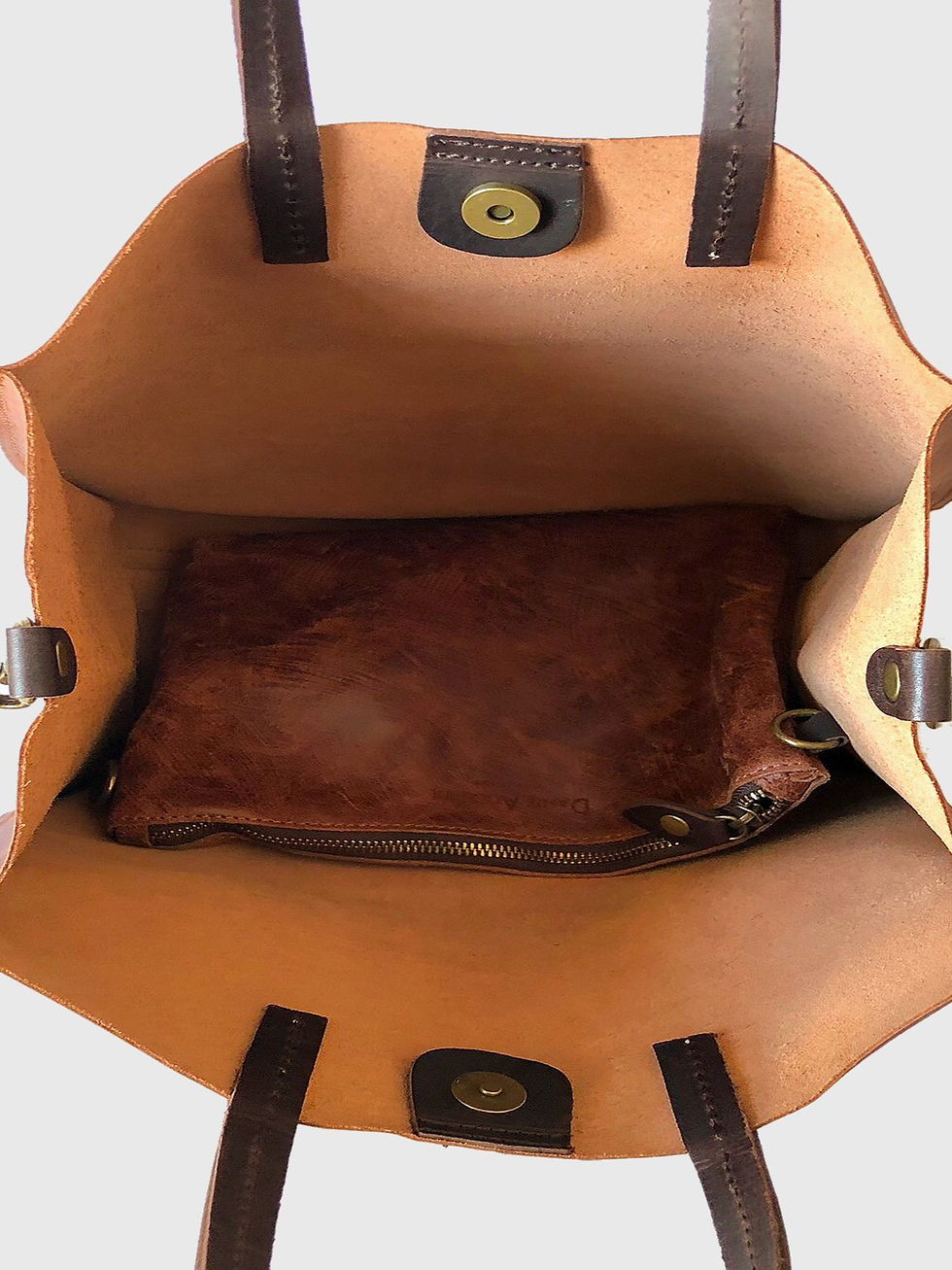 Thumbnail: CARMEN (кожа растительного дубления)