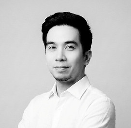 Mark B&W_edited.jpg