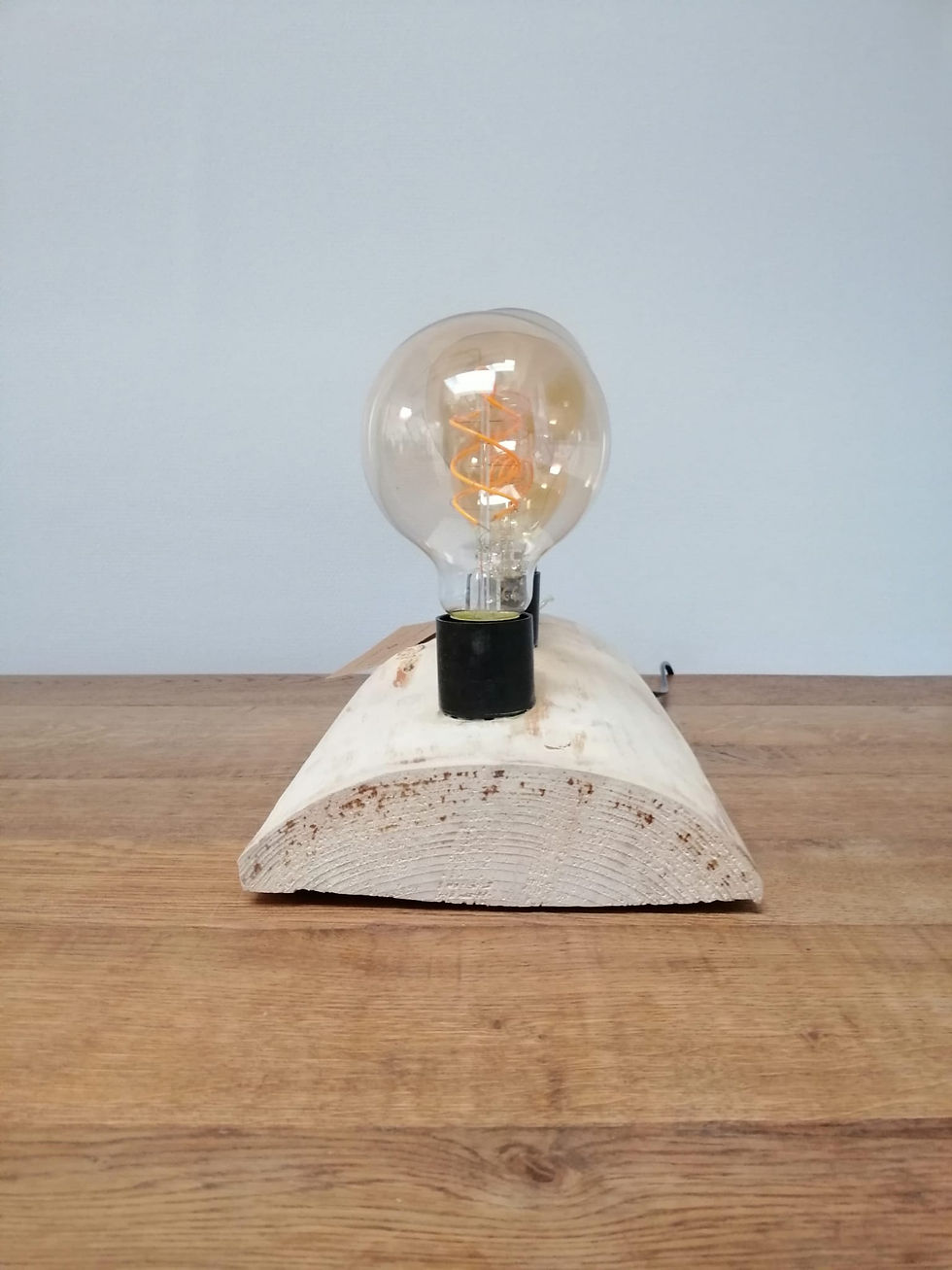 Thumbnail: T(H)REE LIGHT - dimbare LEDs