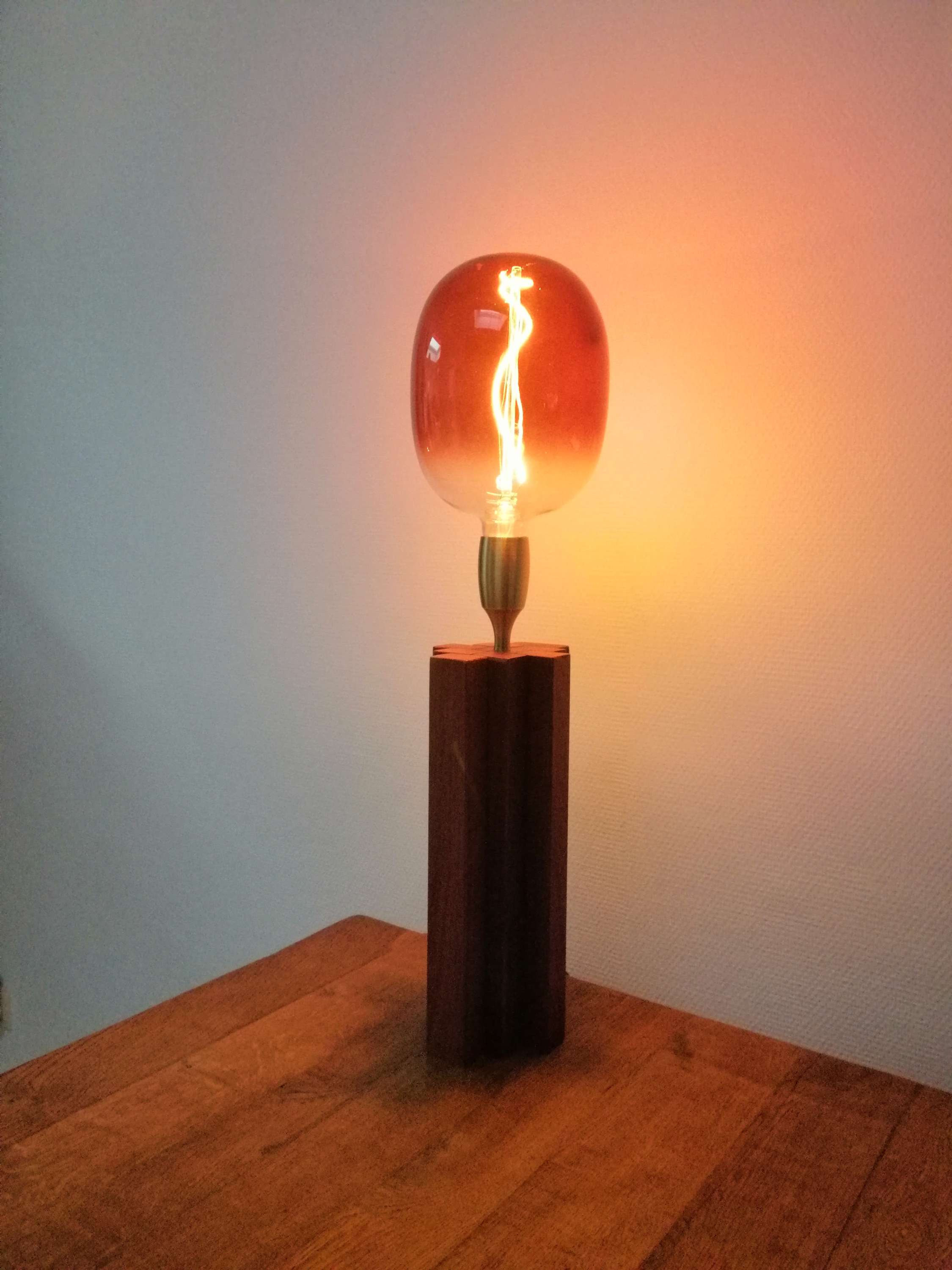 OUT Standing designlamp met gefurmeerde LED