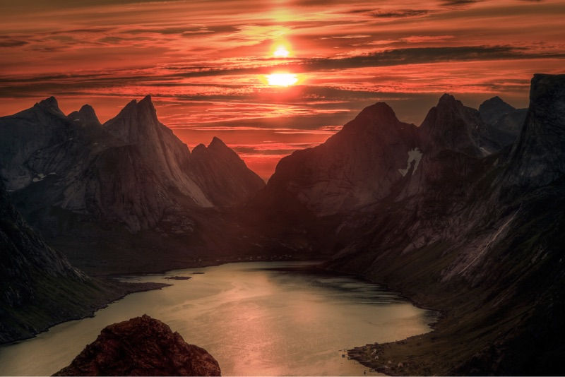 Enjoy The Midnight Sun in Norway