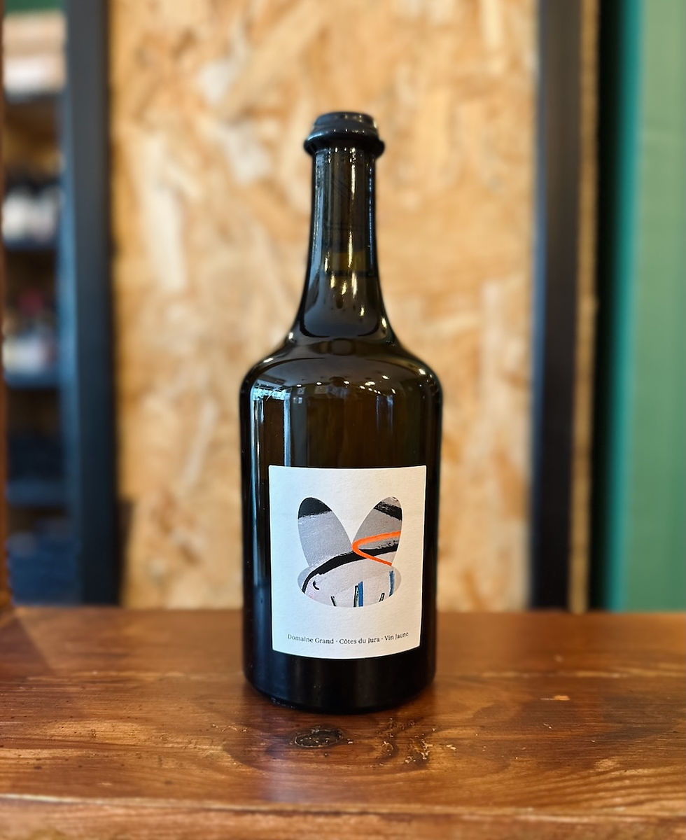 Sélection des vins blancs de la cave Edariak à Biarritz