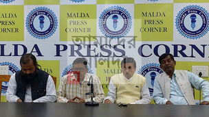মমতার সভায় বিতর্ক, মালদায় সাংবাদিক সম্মেলনে মতুয়া সম্প্রদায়