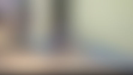 বই-খাতার বদলে পড়ুয়াদের হাতে ঝাড়ু