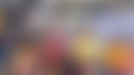 ফিরিয়ে দাও ক্লাসরুম, গান গেয়ে বিক্ষোভ পড়ুয়াদের