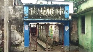 বিরোধীদের সমর্থনে দলীয় প্রধানকে অপসারণ তৃণমূলী সদস্যদের